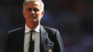 CHUYỂN NHƯỢNG 22/8: Mourinho xác định người thứ 5 cần mua. Wenger mua sắm bất lực đến cùng cực