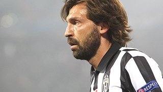 Premier League thiếu mẫu cầu thủ như Pirlo