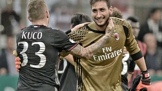 01h45, 26/9, Fiorentina - Milan: Trái tim Kucka và đôi tay Donnarumma