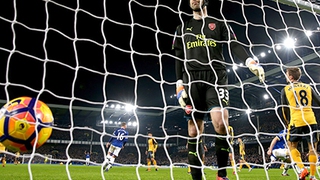 Arsenal: Đừng để 'tai nạn là thù'!