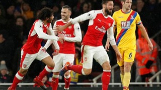 Arsenal 2–0 Crystal Palace: Giroud lập siêu phẩm, Arsenal bỏ túi 3 điểm