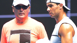 Rafa Nadal chia tay HLV chú ruột là đáng mừng?