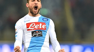 Điểm tựa của Napoli: Chờ Mertens vào vai Maradona