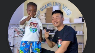 Quang Linh Vlogs và Thùy Tiên thay avatar khiến fan gọi tên đám cưới