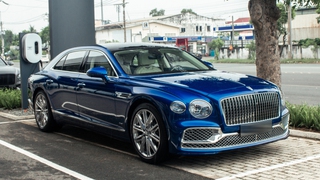 Chi tiết Bentley Flying Spur Hybrid giá từ 16,8 tỷ đồng vừa ra mắt Việt Nam: Hai chiếc đầu tiên đã có chủ