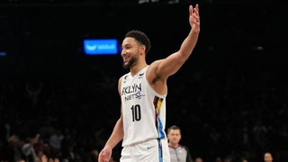 Liên tục tỏa sáng, Ben Simmons khiến NHM "ngã ngửa" vì phong độ tốt tới không tưởng