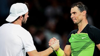 Paris Masters 2022: Người Mỹ cản đường Nadal tới ngôi số 1