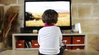 Nghiên cứu của ĐH Harvard: Trẻ hay xem TV và không xem TV có sự khác biệt rất lớn khi lớn lên, cha mẹ nên lưu ý 
