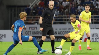 Thái Lan 3-0 Malaysia: Việt Nam gọi, Thái Lan trả lời