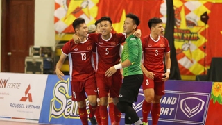 Thủ môn xả thân dùng mặt cứu thua, ĐT Việt Nam giành chiến thắng lịch sử trước đội bóng 7 lần dự World Cup