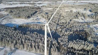 Thụy Điển lắp đặt turbine điện gió bằng gỗ cao nhất thế giới