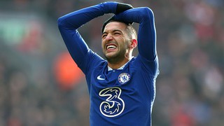 Vụ Ziyech sang PSG đổ bể vì Chelsea... gửi nhầm giấy tờ