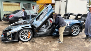 Cùng là McLaren Senna nhưng chiếc được đồn đoán về Việt Nam này khủng hơn xe của ông Đặng Lê Nguyên Vũ và Hoàng Kim Khánh