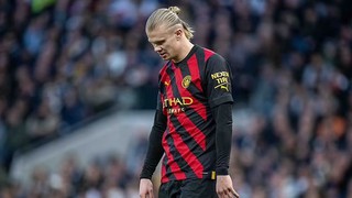 Jamie Carragher: ‘Erling Haaland sai lầm khi gia nhập Man City’