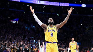 Điểm lại những trận cầu ghi nhiều điểm nhất trong sự nghiệp vĩ đại của LeBron James