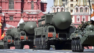 Mỹ dừng chia sẻ dữ liệu về lực lượng hạt nhân với Nga