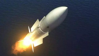 Nhật Bản phát triển tên lửa tầm xa phóng từ tàu ngầm