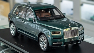 Nhập 2 mô hình Rolls-Royce Cullinan đầu tiên Việt Nam, người bán chia sẻ: ‘Chỉ người có xe thật mới mua được’