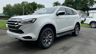 SUV 7 chỗ đua giảm giá trăm triệu xả hàng tồn ở Việt Nam: Từ ‘xe ế’ mu-X đến Fortuner, Santa Fe đều giảm, nhiều nhất 180 triệu đồng