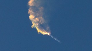 Tên lửa đẩy Super Heavy của SpaceX phát nổ sau khi phóng