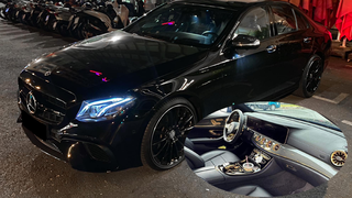 Mercedes E 300 mạ vàng, dát kim cương hết 400 triệu, người bán rao lại đắt hơn giá thị trường cả tỷ đồng
