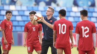 Bóng đá SEA Games ngày 15/5: U22 Việt Nam trở lại sân tập