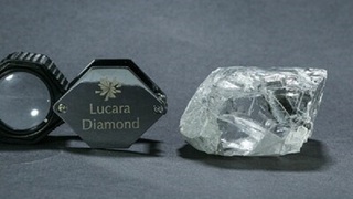 Phát hiện viên kim cương trắng 692,3 carat tại Botswana