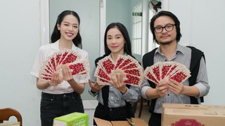 Hoa hậu Thanh Thuỷ cùng đạo diễn Hoàng Nhật Nam mang "Tết hạnh phúc" về quê nhà Đà Nẵng