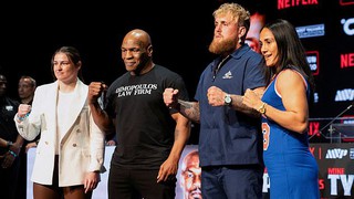 Choáng ngợp với số tiền đằng sau trận đấu lịch sử giữa Mike Tyson và Jake Paul