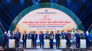 "Phở số Hà thành" thu hút du khách tại Lễ hội văn hoá ẩm thực Hà Nội năm 2024