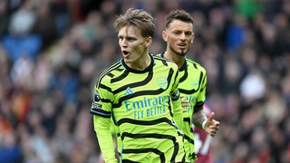 Arsenal đang sở hữu một Odegaard là tiền vệ công hay nhất Premier League?