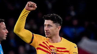 Lewandowski hồi sinh cùng Barcelona, HLV Xavi ám chỉ một điều khiến cộng đồng mạng tranh cãi