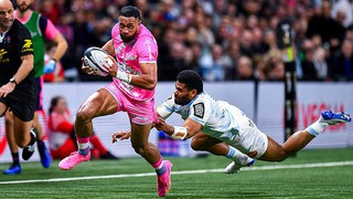 Sao bóng bầu dục ghi bàn thắng ngoạn mục, được mệnh danh là 'nỗ lực của thập kỷ'