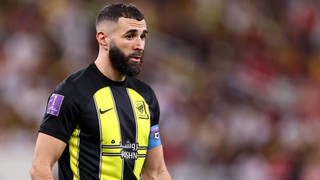 Benzema cãi nhau nảy lửa với HLV Al Ittihad, sẵn sàng ra đi