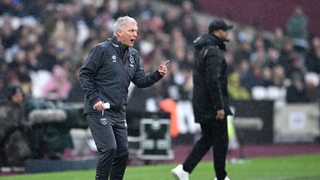 Nhận định West Ham vs Freiburg (00h45, 15/3): Đến lúc ngừng đổ lỗi trọng tài, Moyes!