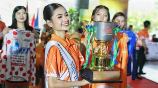 Hoa hậu Nguyễn Thanh Hà quảng bá Cúp xe đạp truyền hình TP.HCM