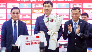 HLV Kim Sang Sik: ‘Triết lý của tôi là lòng trung thành, bóng đá chiến thắng’