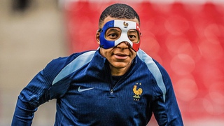Mbappe bị UEFA cảnh báo vì dùng mặt nạ tại EURO 2024