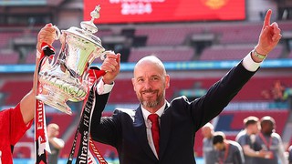 Tin nóng thể thao tối 23/7: Ten Hag gây bão khi so sánh bản thân với Guardiola, làng VĐV 'nổi' gây chú ý ở Olympic 2024