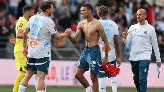 Greenwood lập cú đúp đỉnh cao cho Marseille ngay lần đầu đá chính tại Ligue 1, fan MU tự hào về 'gà nòi'