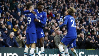 Chelsea vẫn như một công trường dang dở