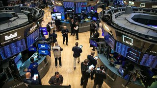 Sau màn "chào sân" của DeepSeek, chỉ số Nasdaq dẫn đầu đà tăng trên Phố Wall