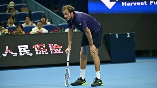 Lịch thi đấu quần vợt quá khắc nghiệt?