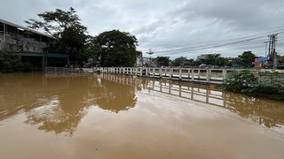Hoàn lưu bão số 10 khiến hàng chục xã, phường tại Tuyên Quang ngập sâu trong nước