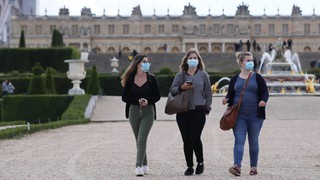 Pháp ghi nhận làn sóng COVID-19 mới trước chiến dịch tiêm chủng mùa Thu