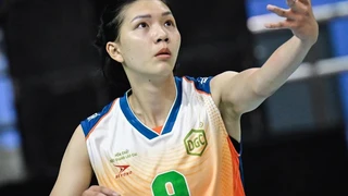 Phụ công bóng chuyền số 1 Việt Nam giúp đội nhà trụ hạng thành công, chính thức xuất ngoại thi đấu