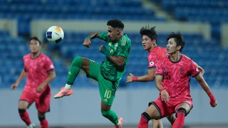 Đội cùng bảng tuyển trẻ Việt Nam ở giải châu Á vừa thắng Hàn Quốc 4-0 đầy ấn tượng