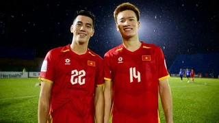 HLV Kim Sang Sik muốn dưỡng sức cho Tiến Dũng và Hoàng Đức