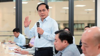 Phó Thủ tướng Bùi Thanh Sơn họp công tác chuẩn bị tổ chức Hội chợ Mùa Thu 2025