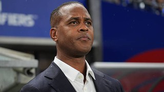 Indonesia hết hy vọng dự World Cup 2026, tương lai của HLV Kluivert ra sao?